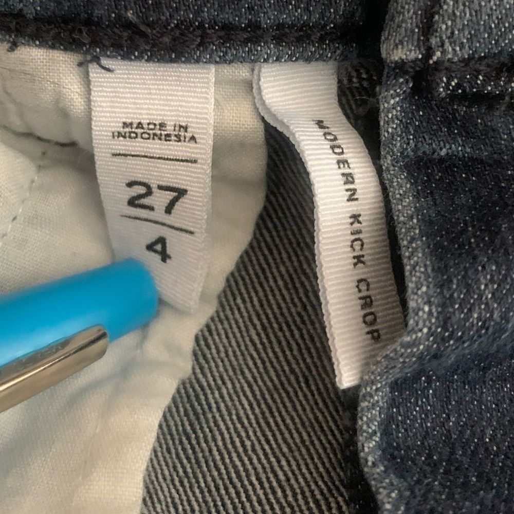 🎄LOFT Modern Kick Crop Jeans - Picture 8 of 8